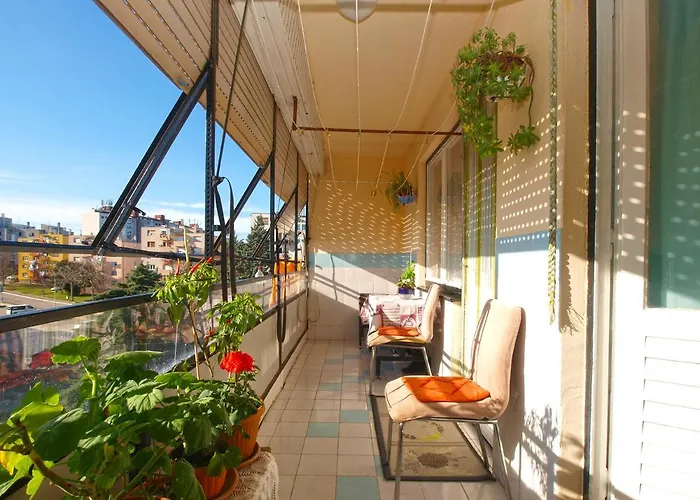 Διαμέρισμα Momcilo 1995 *